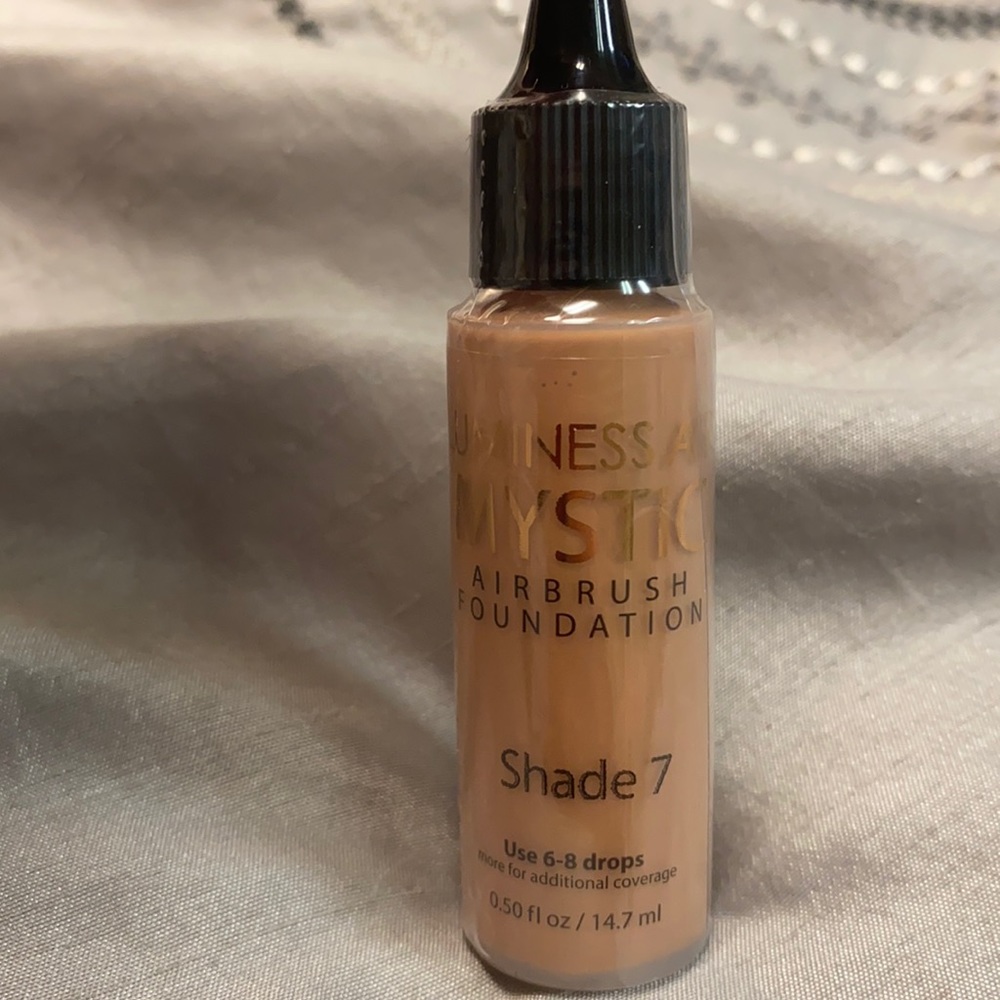 Luminess Air MYSTIC airbrush foundation